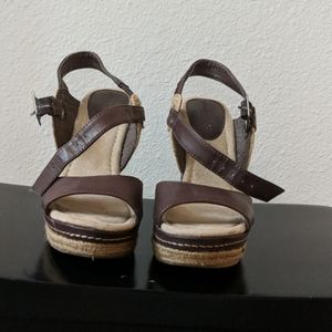 Mossimo Brown Wedges Size 6